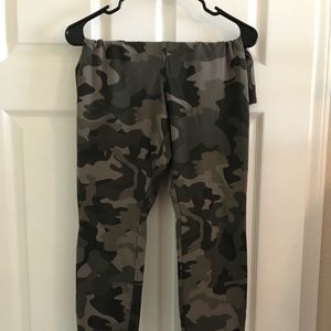 Target Mossimo camo leggings